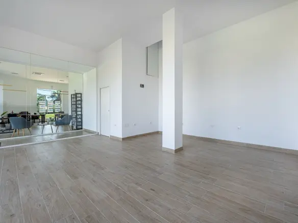 Property In Cancelada, Spain (174 M²)