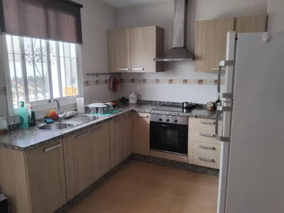 6-bedroom Property In Marbella, Spain (400 M²)