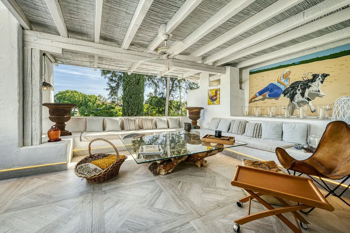 Renovated Villa With Garden In Guadalmina Baja, Málaga