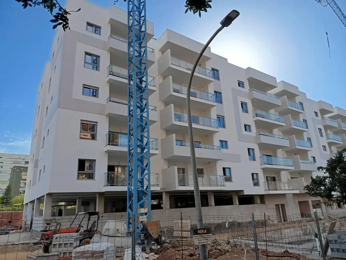 Three-bedroom Apartment In Benalmadena, Málaga, Spain