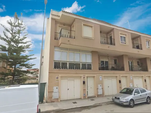 Town House Of 218 M² In Almoradi, Spain