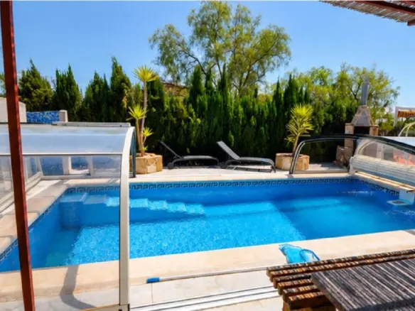Country House Of 300 M² In Crevillent, Spain