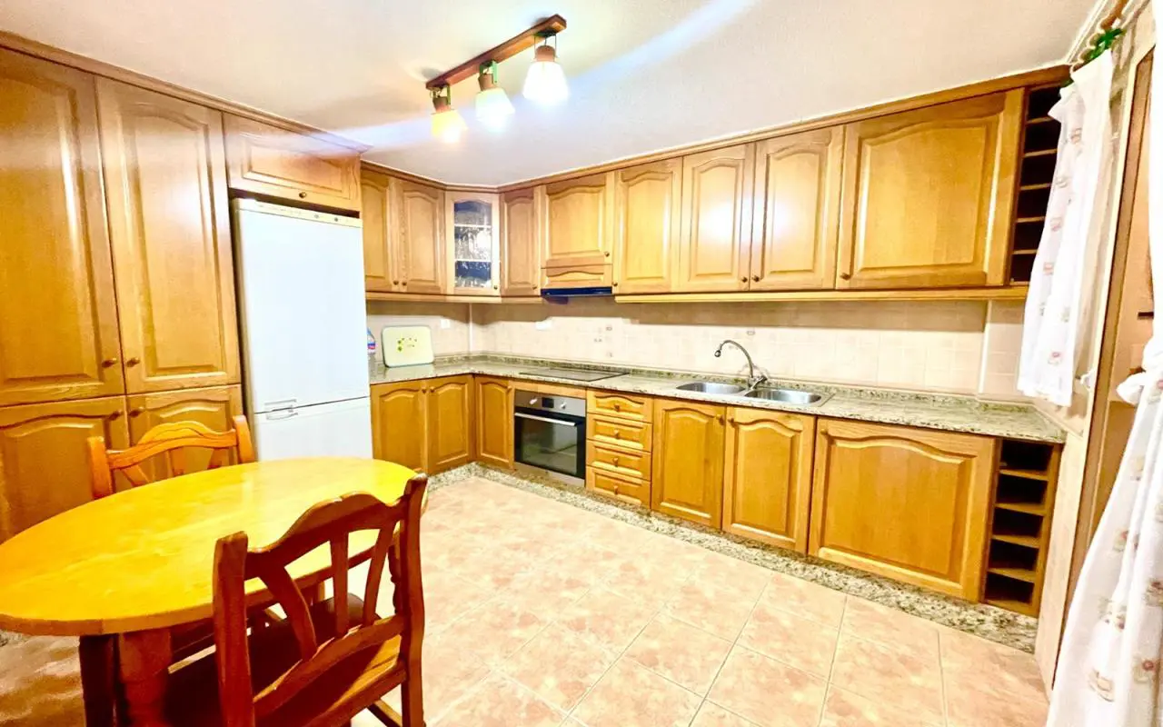 Town House Of 218 M² In Almoradi, Spain