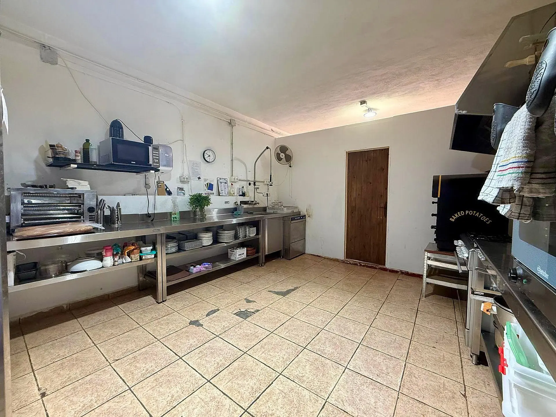 Townhouse Of 417 M² In Pinoso