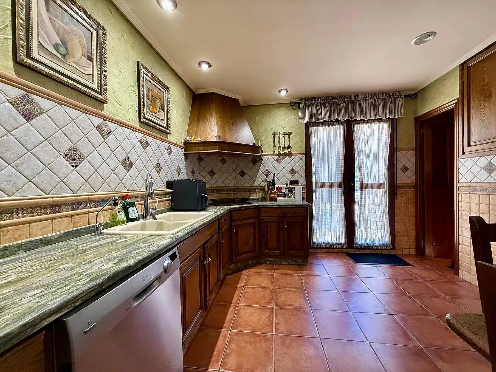 Detached Villa Of 996 M² In Salinas, Spain