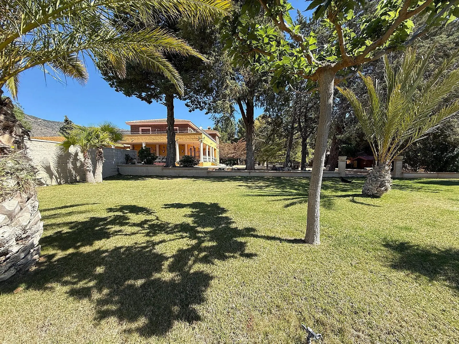 Detached Villa Of 996 M² In Salinas, Spain