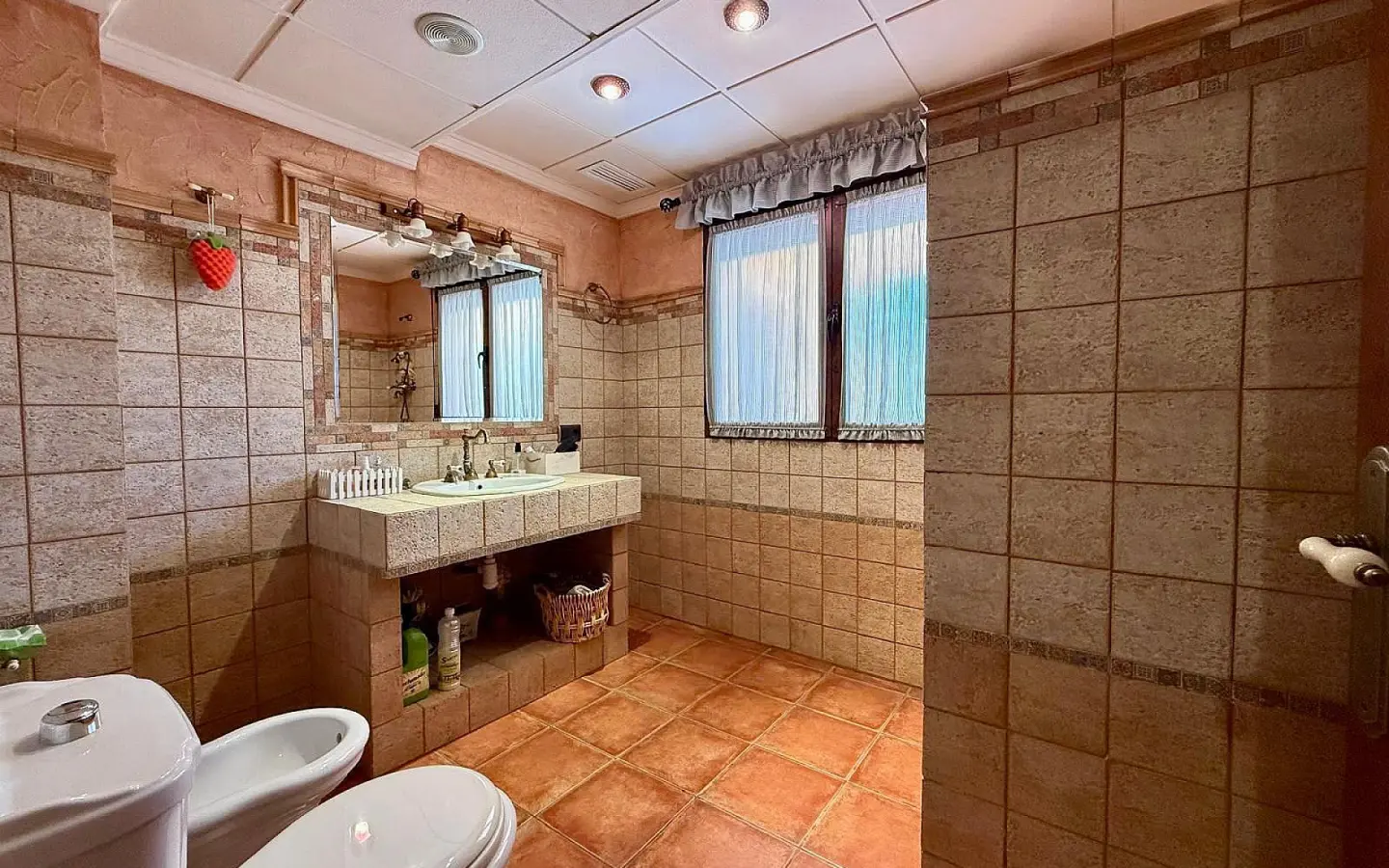 Detached Villa Of 996 M² In Salinas, Spain