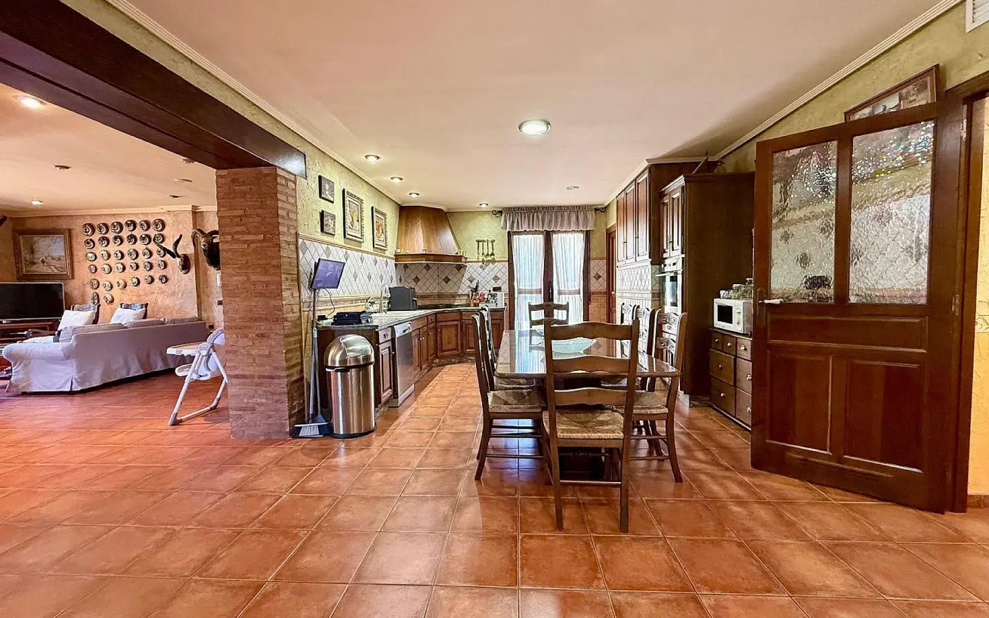 Detached Villa Of 996 M² In Salinas, Spain