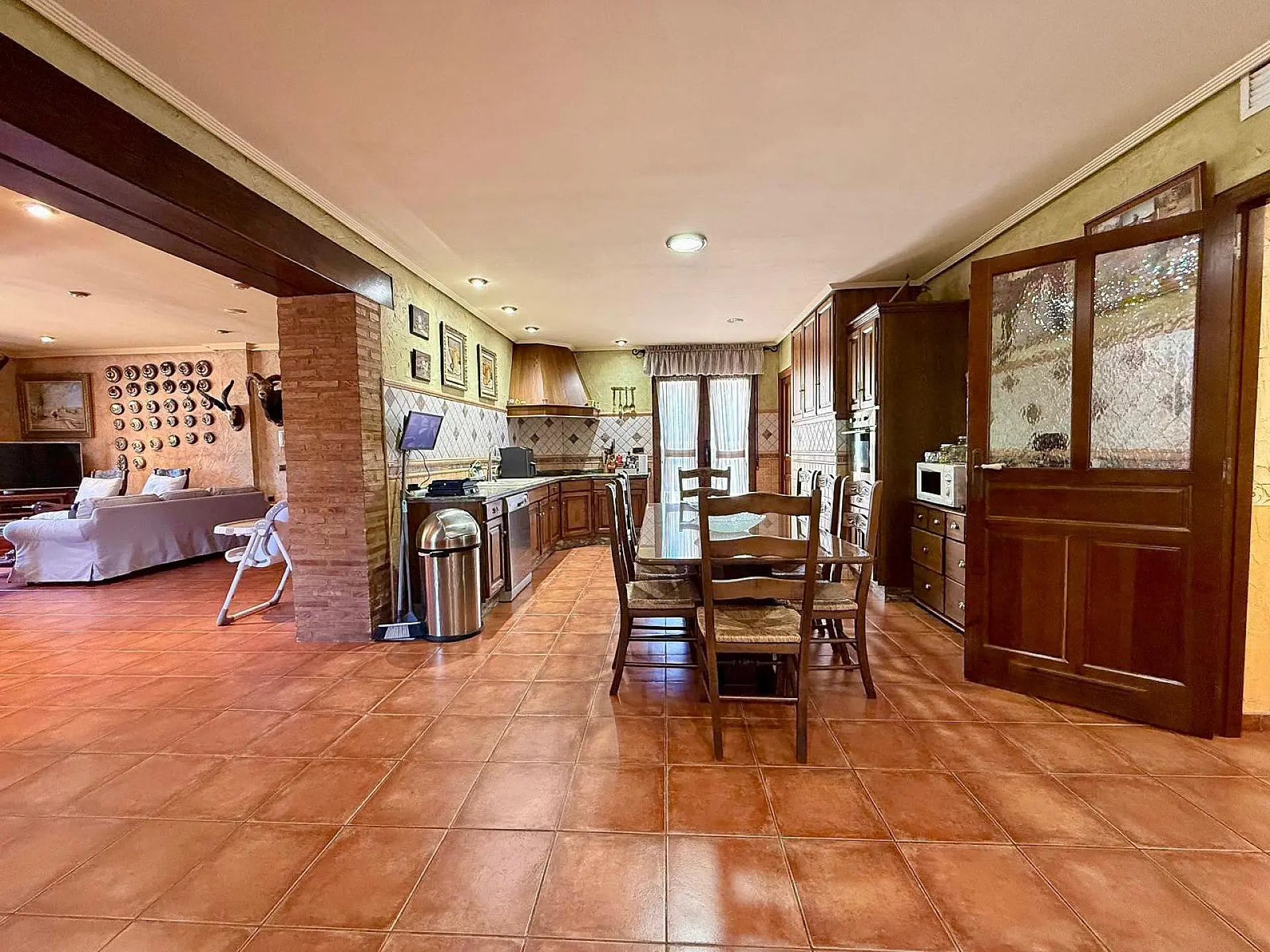 Detached Villa Of 996 M² In Salinas, Spain