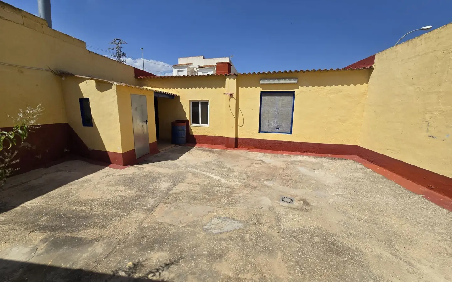 Townhouse Of 33 M² In Sax, Spain