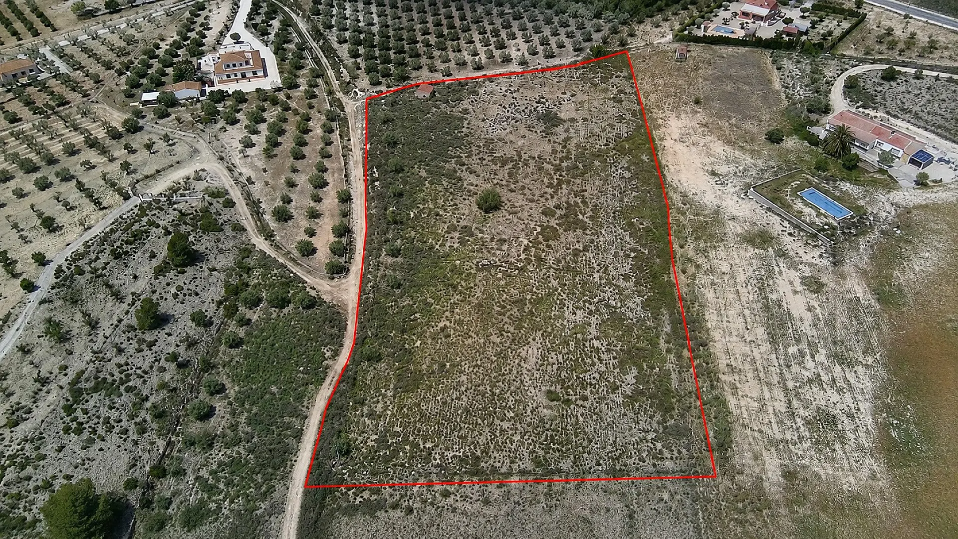 Land Of 0 M² In Salinas, Spain