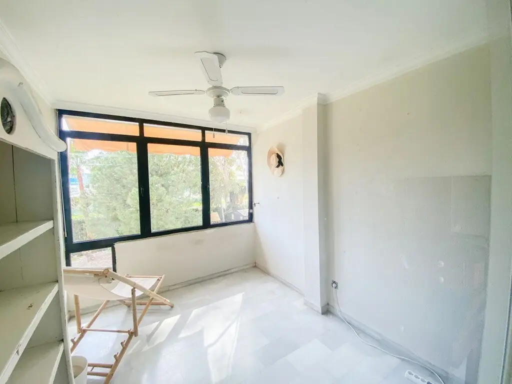 Apartment Of 0 M² With No Features In Nueva Andalucia, Spain