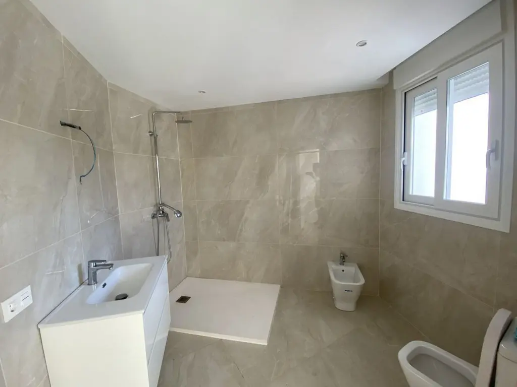 Villa Of 1000 M² In El Paraíso Spain