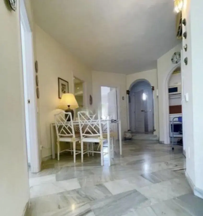 Ground Floor Of 90 M² In Calahonda, Spain
