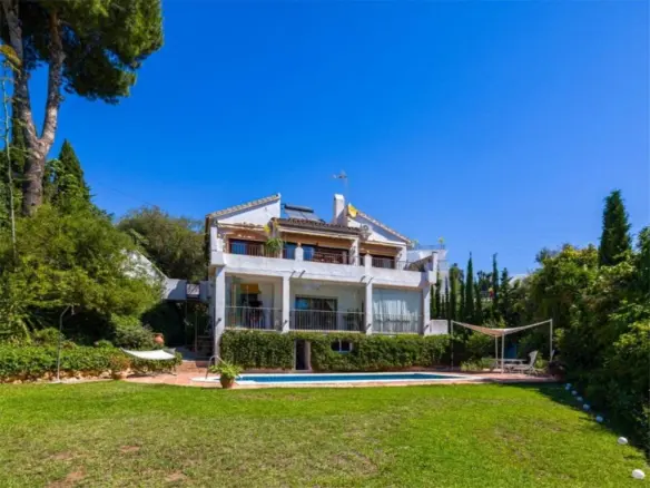 Villa Of 0 M² With Garden In El Rosario Spain