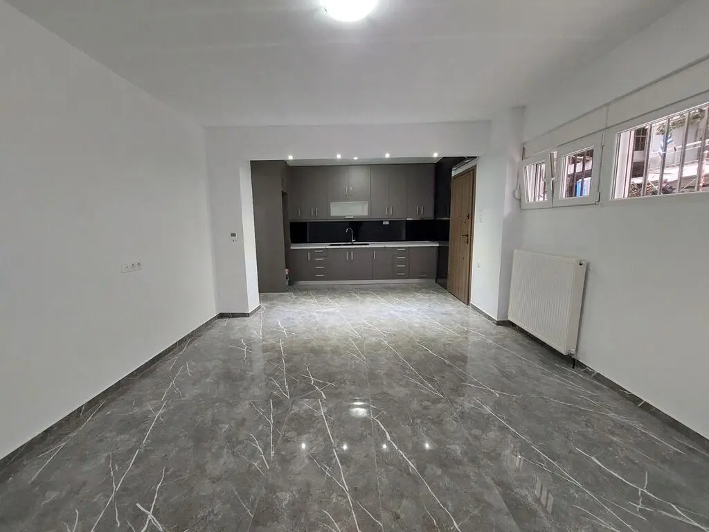Flat Of 89 M² In Thessaloniki