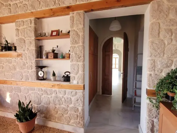 Villa In Nea Propontida, Greece (586 M²)