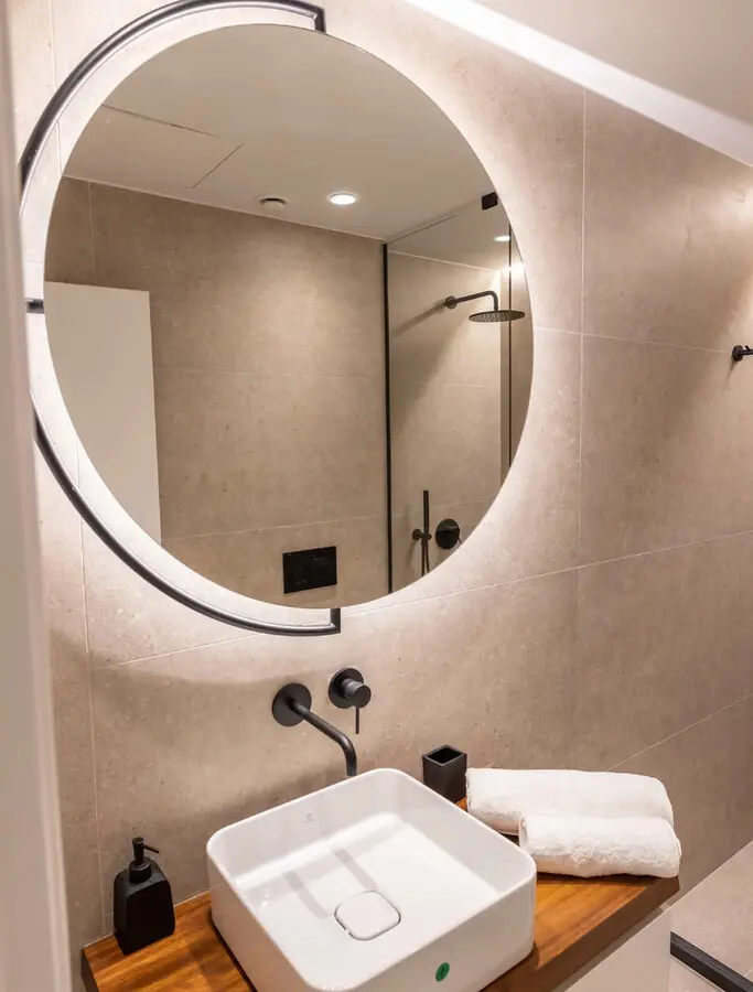 Flat Of 102 M² In Athens