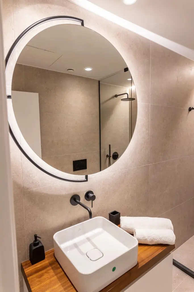 Flat Of 102 M² In Athens