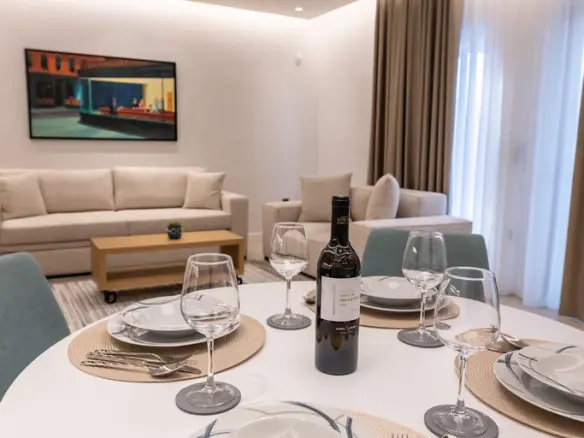 3-bedroom Flat In Neos Kosmos, Greece (102 M²)