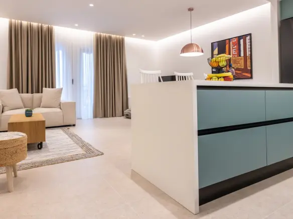 3-bedroom Flat In Neos Kosmos, Greece (102 M²)