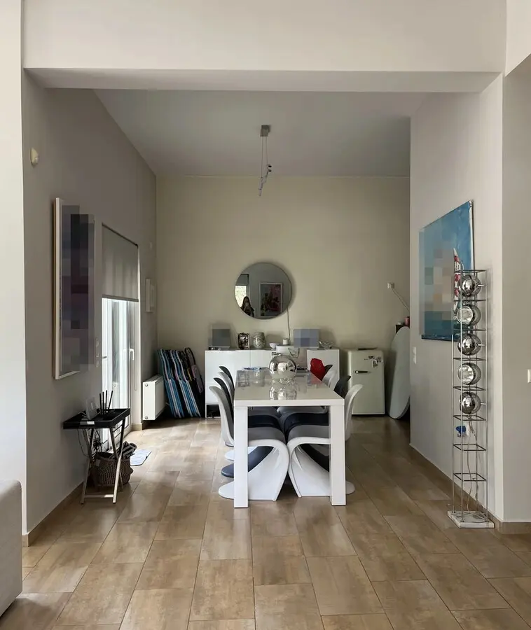 Detached House Of 320 M² In Athens