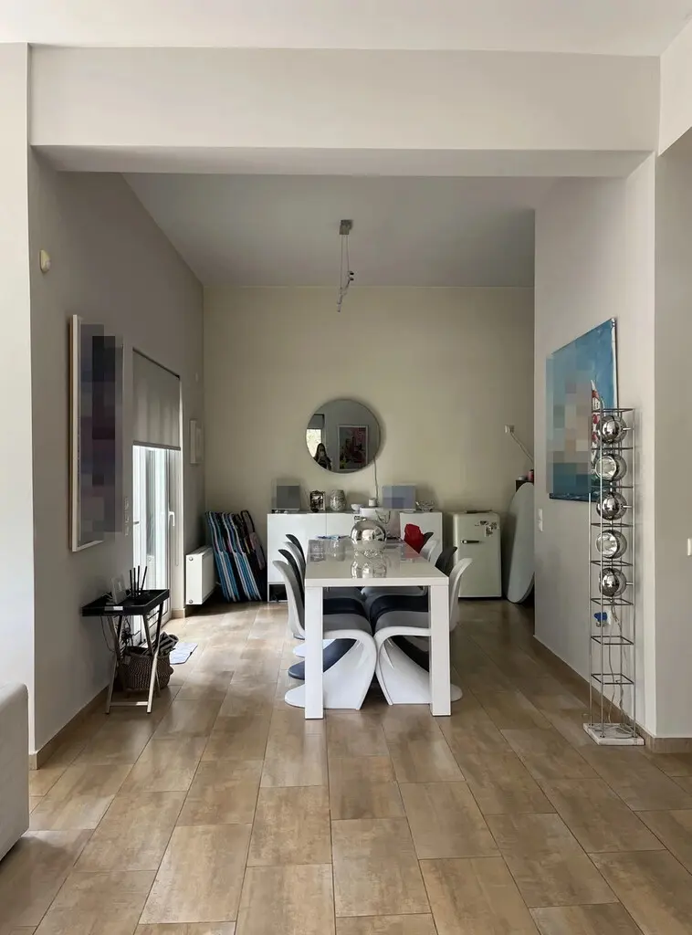 Detached House Of 320 M² In Athens