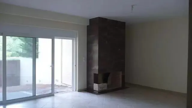 Detached House Of 320 M² In Athens