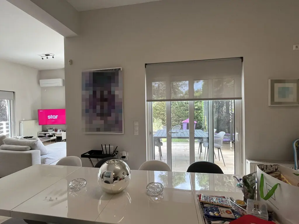 Detached House Of 320 M² In Athens