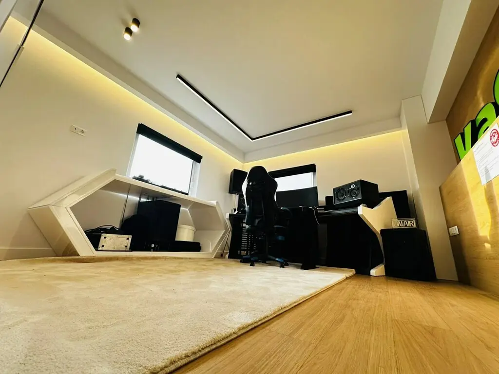 Flat Of 150 M² In Athens