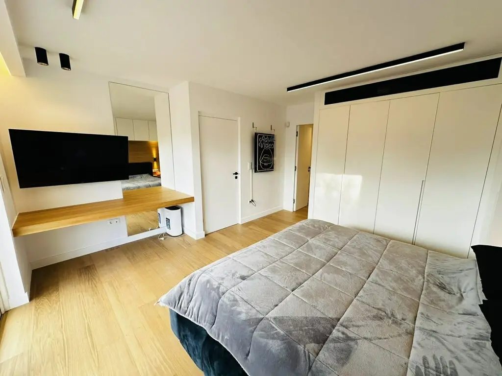 Flat Of 150 M² In Athens