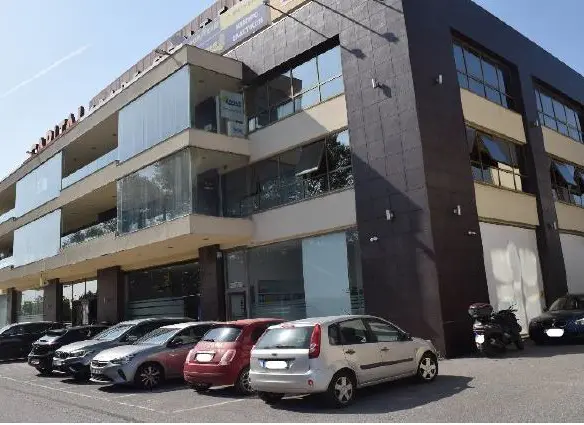 Commercial Property In Pylea, Greece (305 M²)