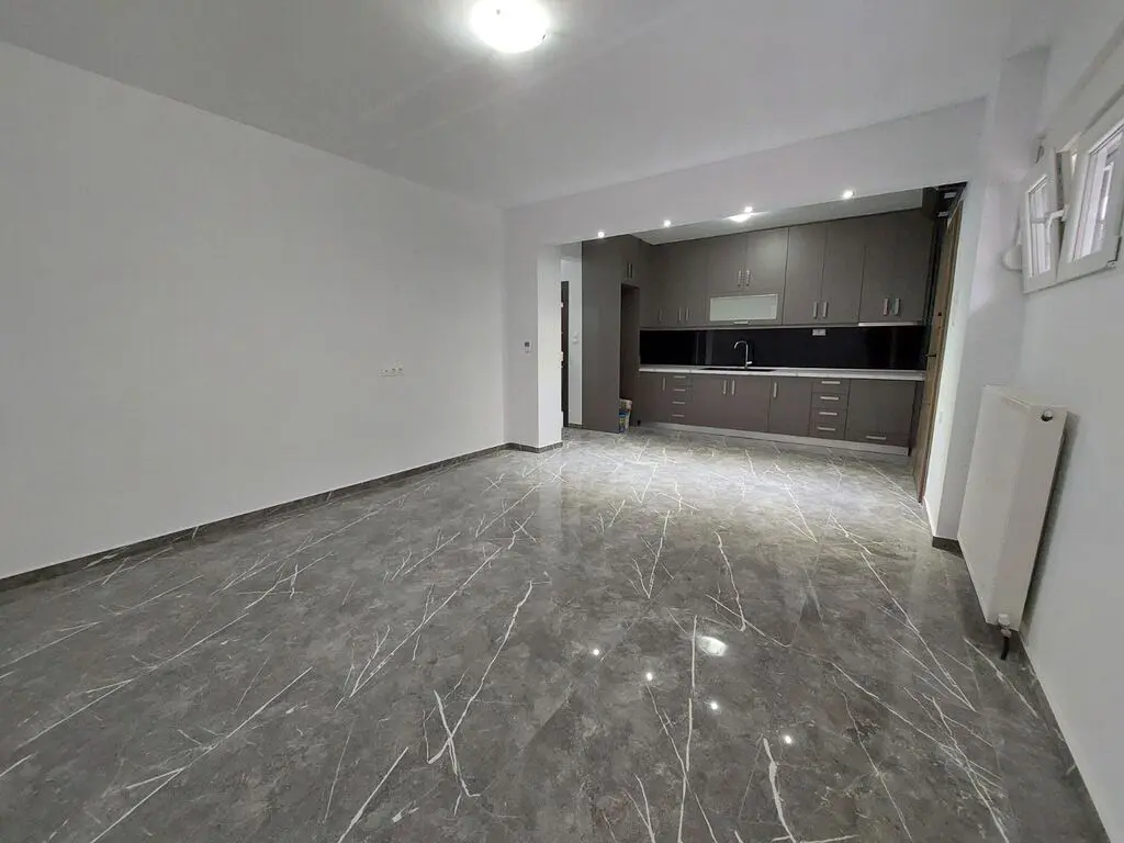 Flat Of 89 M² In Thessaloniki