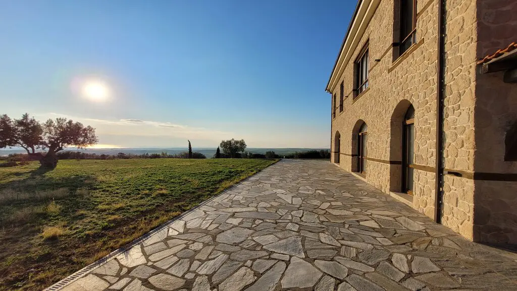 Villa Of 586 M² In Chalkidiki