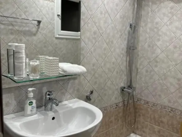 2-bedroom Flat In Neapoli, Greece (55 M²)