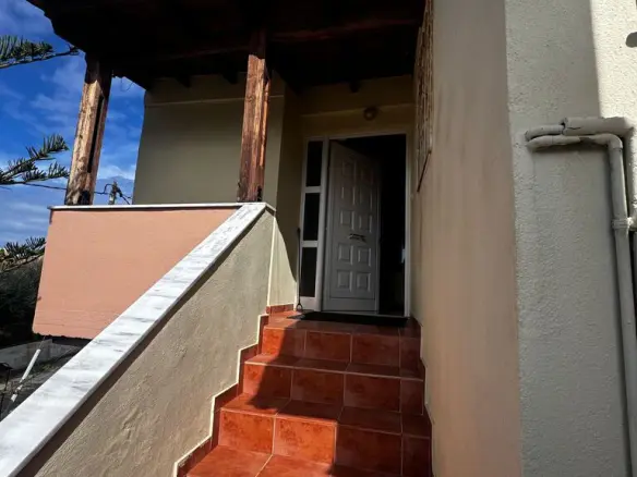 Detached House In Rethimno, Greece (120 M²)