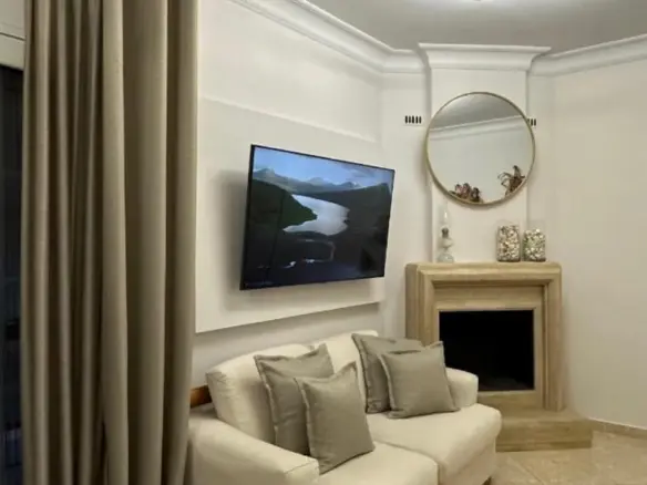 2-bedroom Flat In Neapoli, Greece (55 M²)