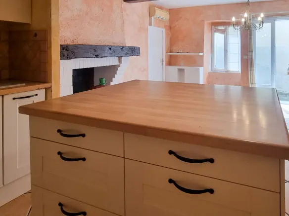 4-bedroom Village House In Rouffiac-d’aude, France (157 M²)
