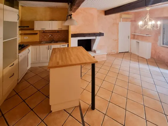 4-bedroom Village House In Rouffiac-d’aude, France (157 M²)