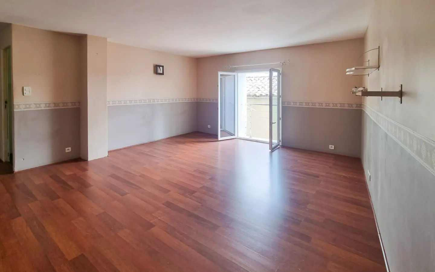 Village House Of 4 Bedrooms With Garage And Large Terrace With Panoramic Vineyard Views