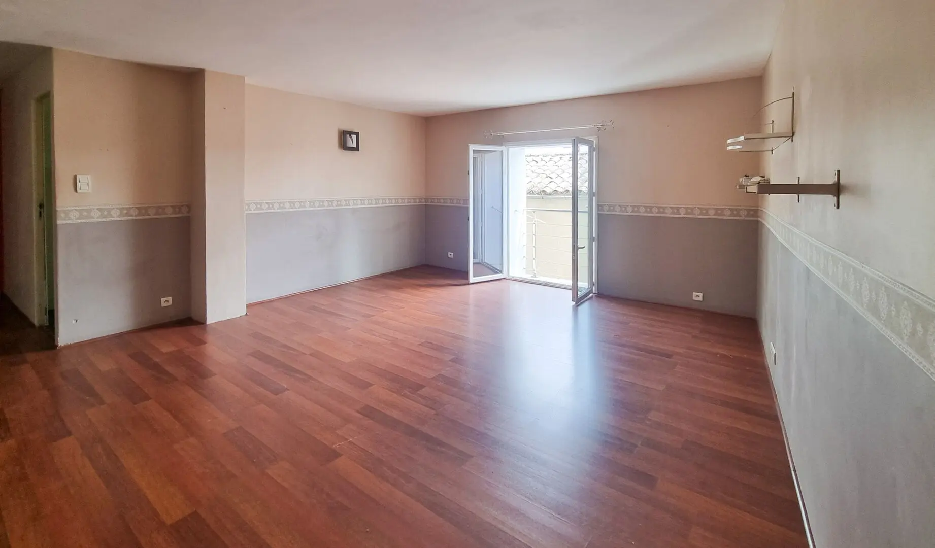 Village House Of 4 Bedrooms With Garage And Large Terrace With Panoramic Vineyard Views