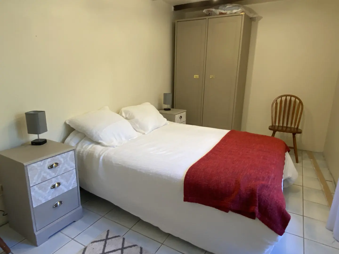 Stone Cottage Of 95 M² With Hamlet Location In Aubeterre Sur Dronne