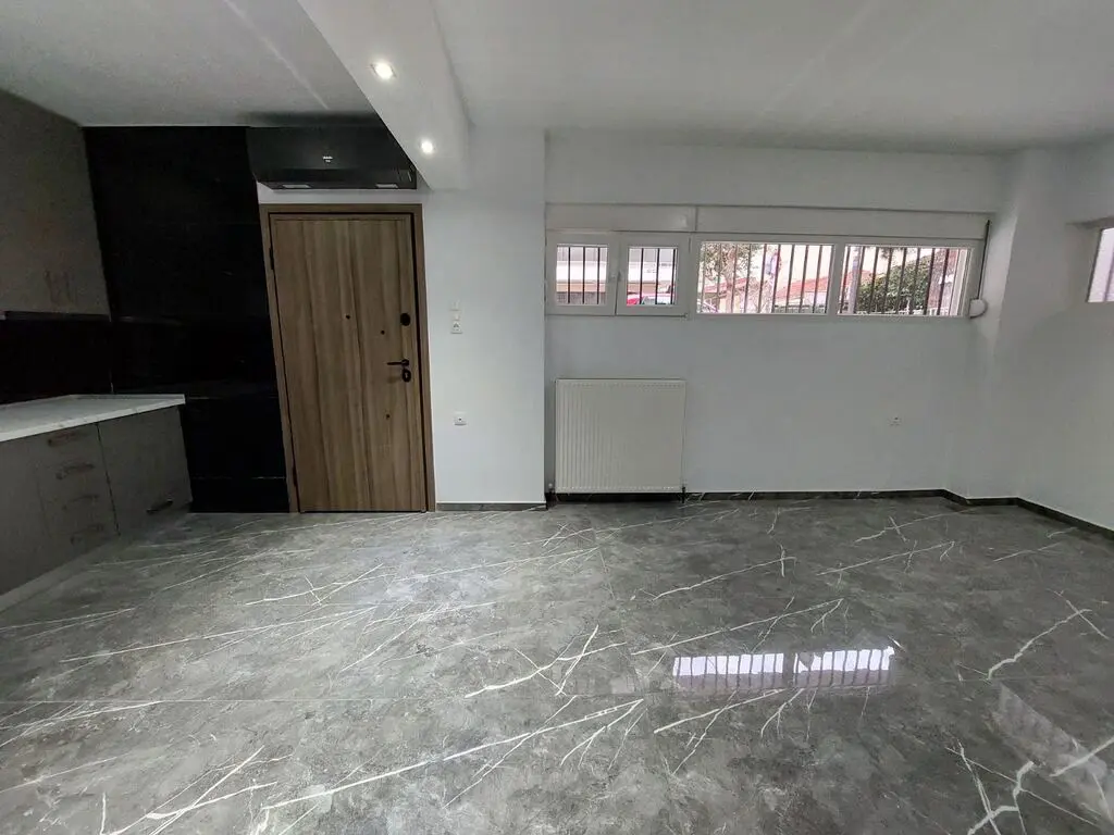 Flat Of 89 M² In Thessaloniki
