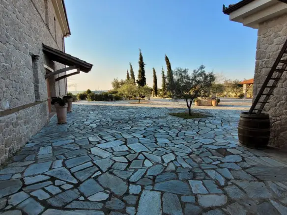 Villa In Nea Propontida, Greece (586 M²)