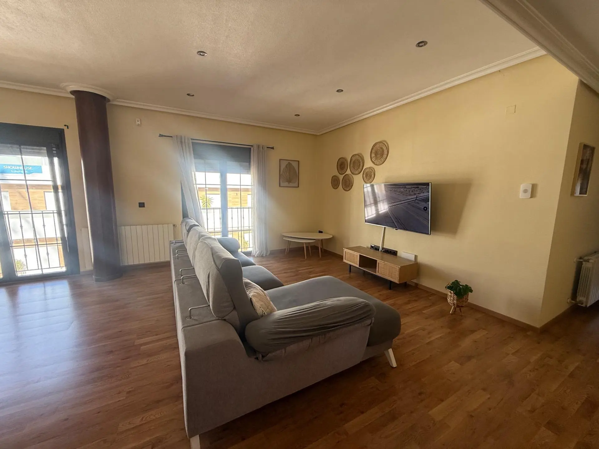 House Of 174 M² In Avileses, Spain