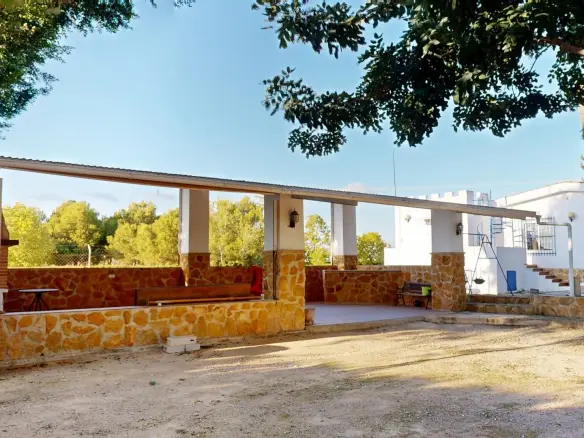 4-bedroom Villa In Orihuela, Spain (277 M²)