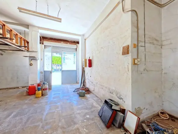 Commercial Unit In Villajoyosa, Spain (132 M²)