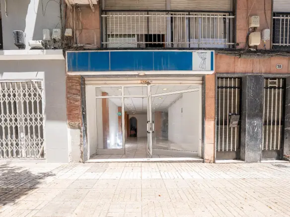 Commercial Unit Of 78 M² In Elche, Spain