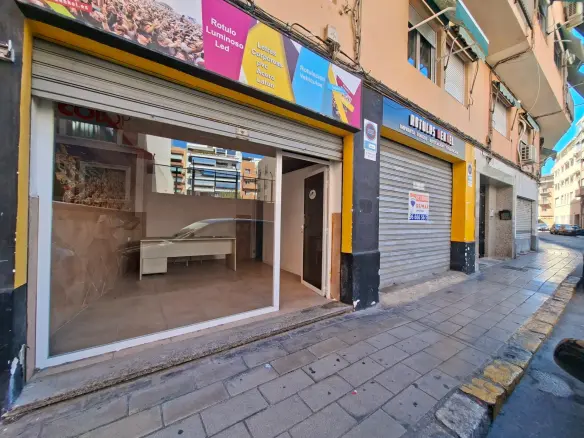 Commercial Unit 136 In Alicante, Spain
