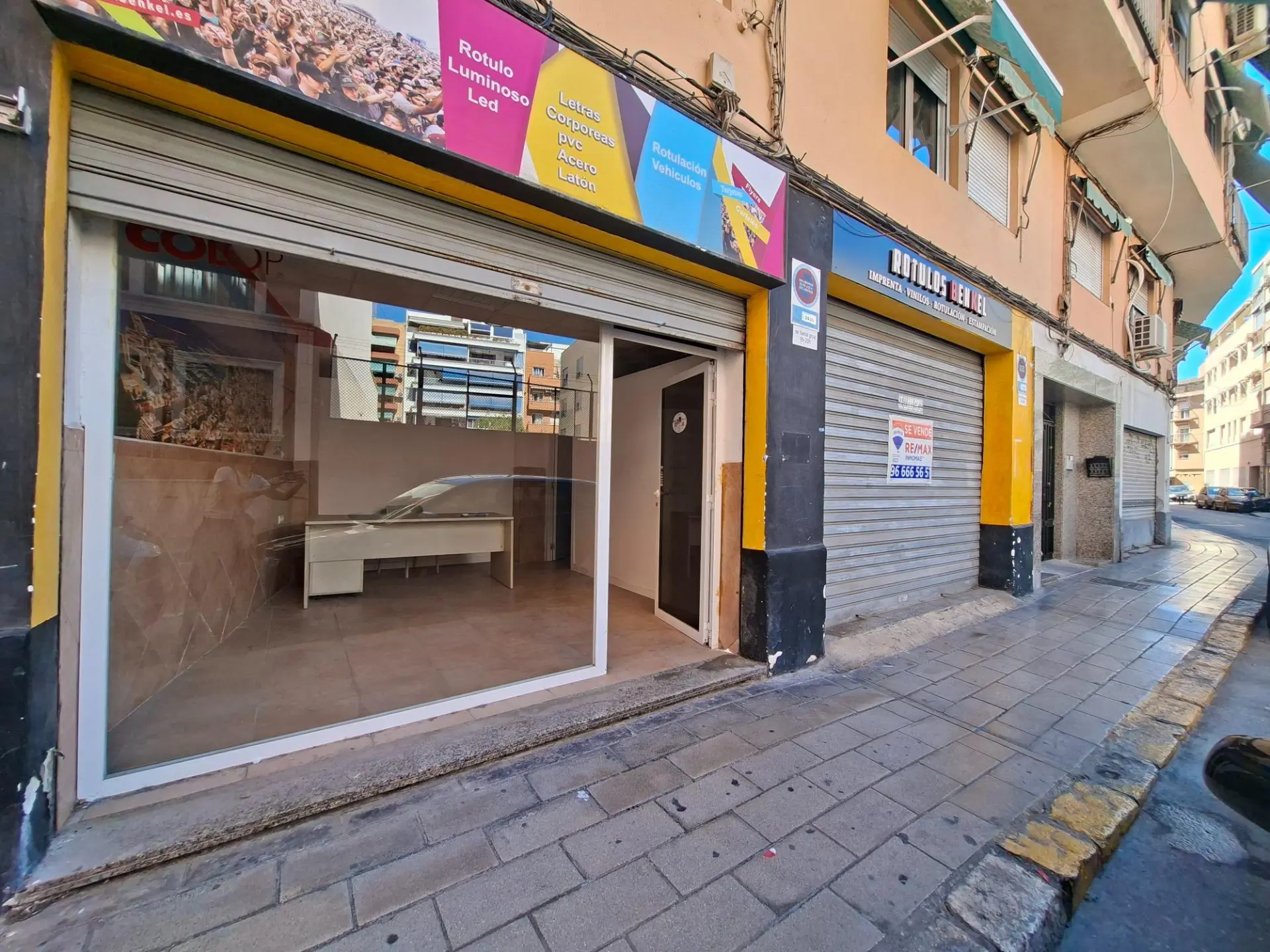 Commercial Unit 136 In Alicante, Spain